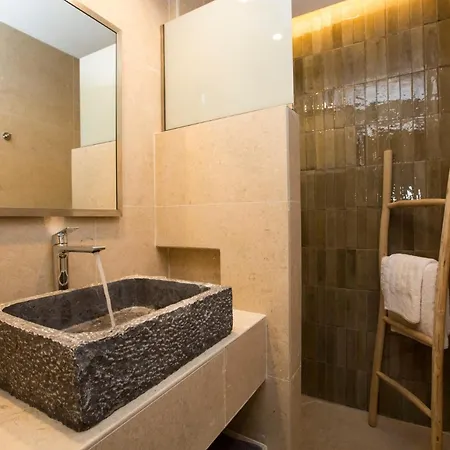 Deluxe Rhodes | Lumina | 3 Bedrooms | Private Veranda And Swiming Pool | * אפאנטו